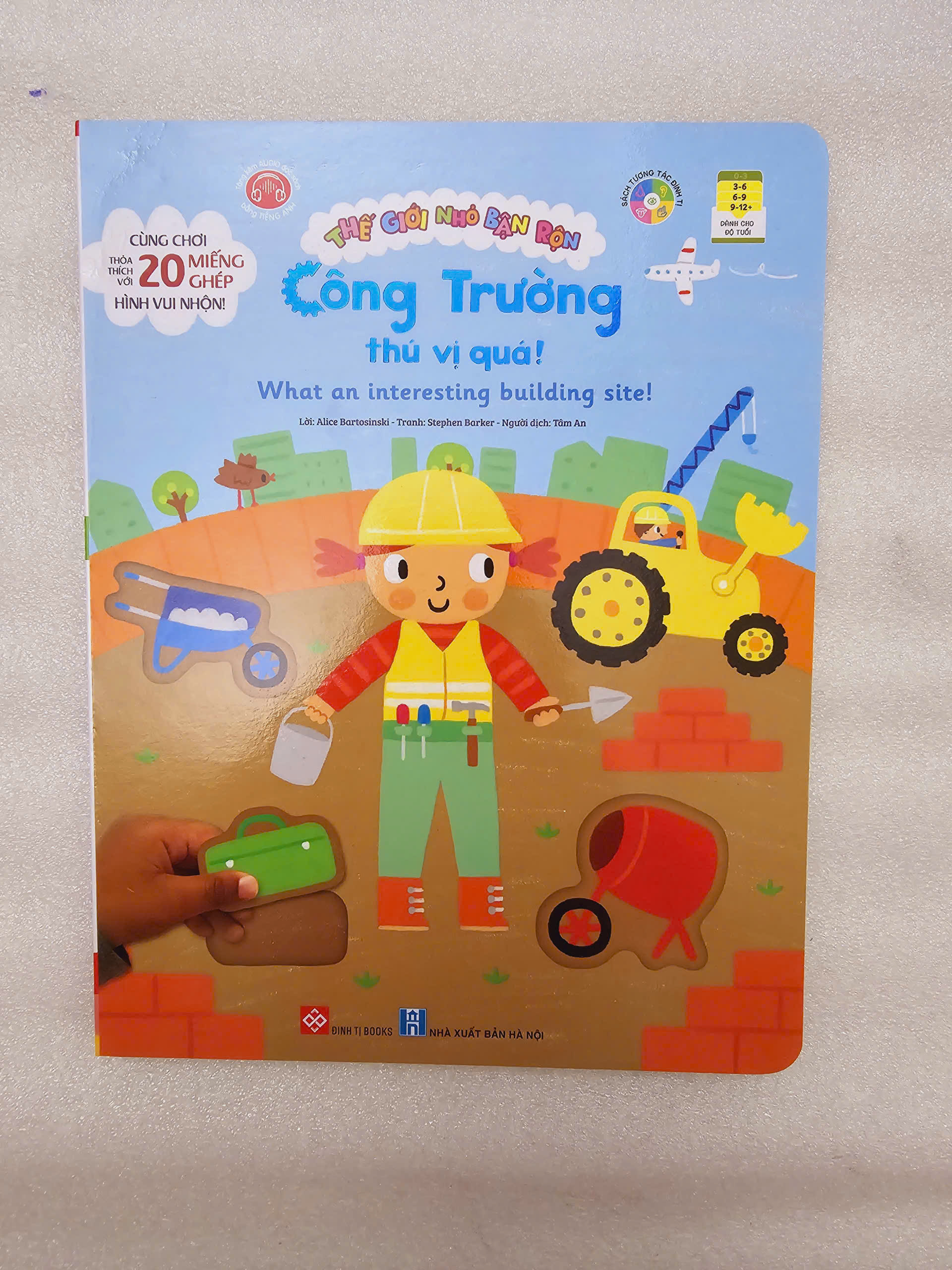 ĐINH TỊ - Thế giới bận rộn: Công trường