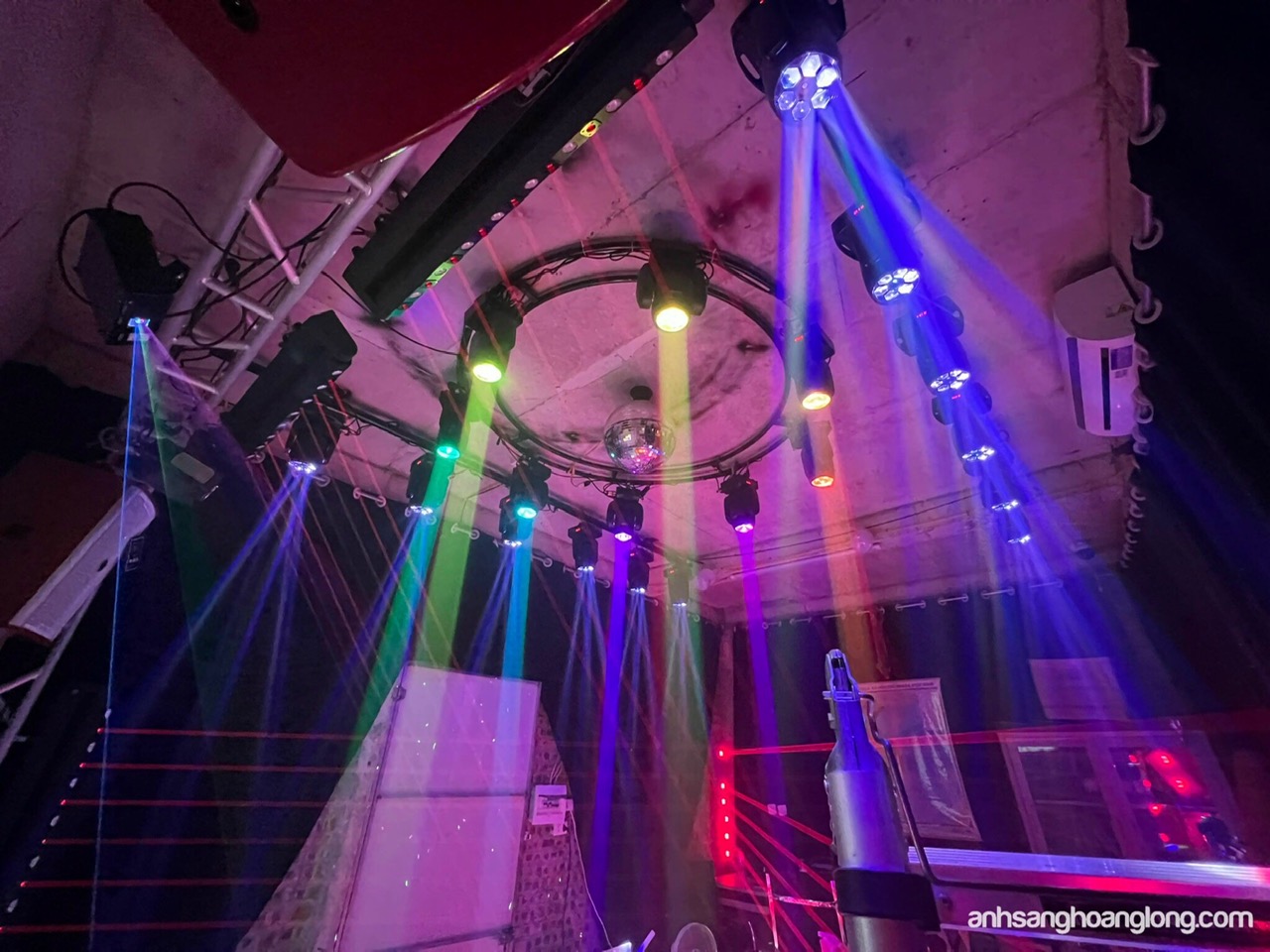 Đèn karaoke chuyên nghiệp