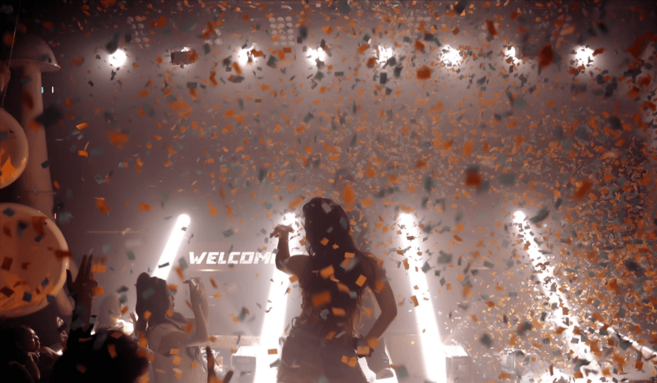 Đèn karaoke giá rẻ