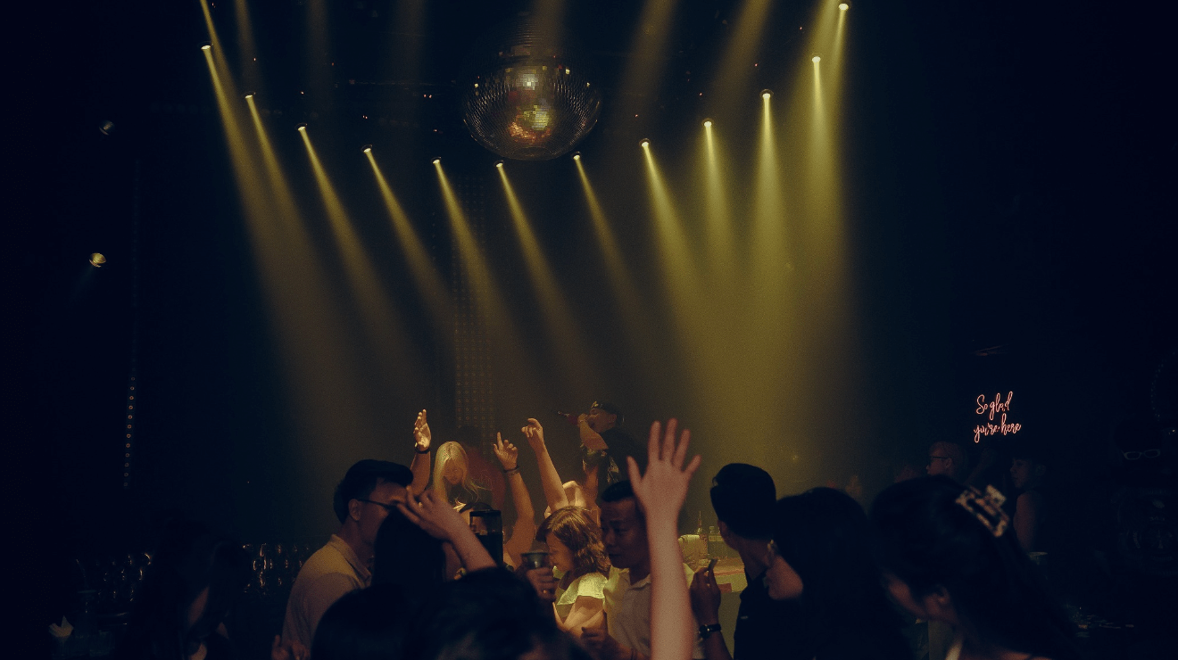 Đèn karaoke cho nhà hàng karaoke