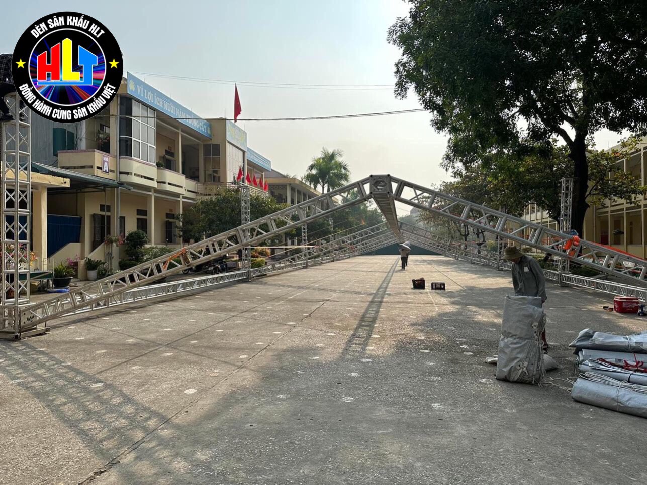 Cung cấp khung truss nhôm chuyên dự án