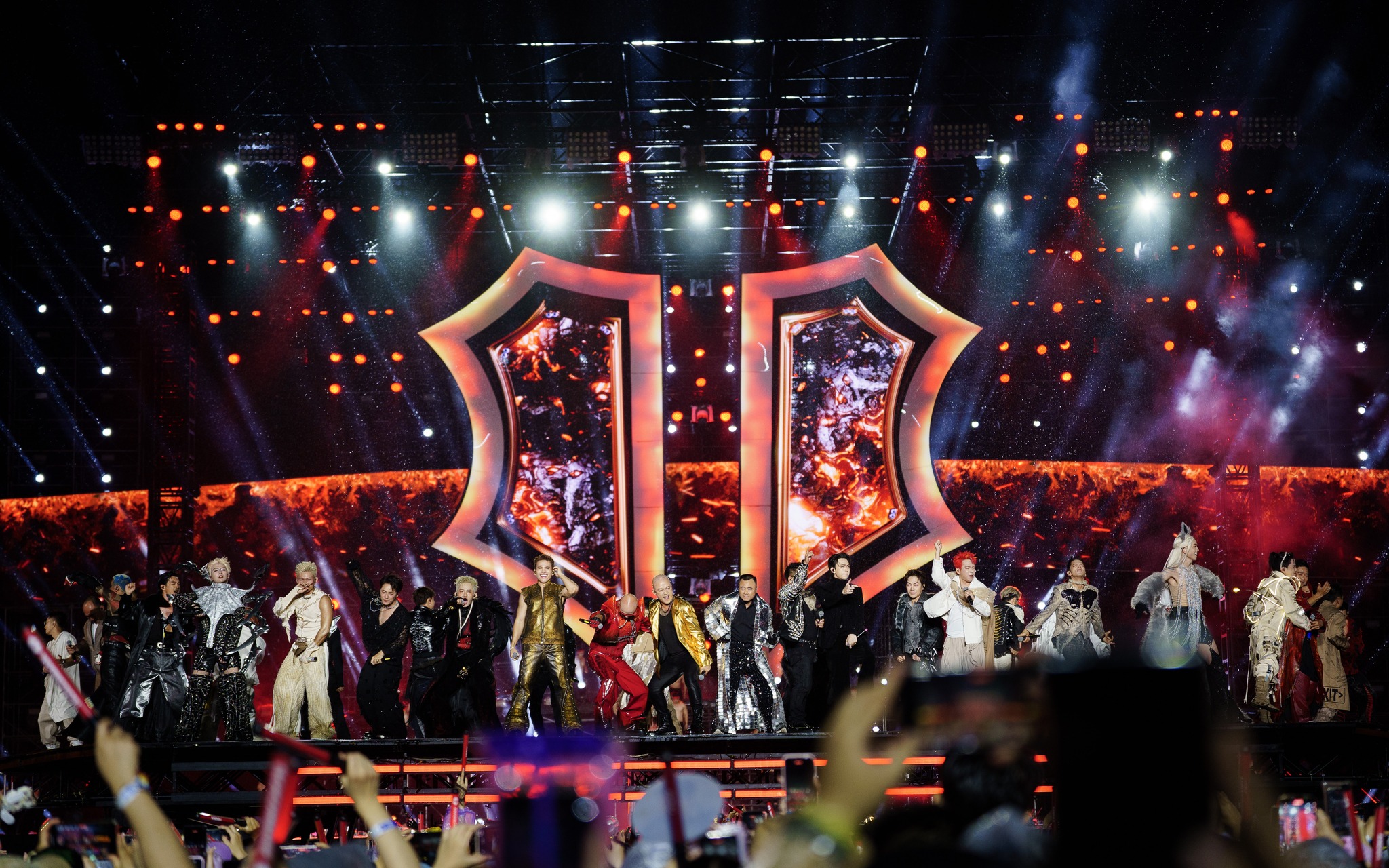 Giải mã thành công concert Anh Trai: Sân khấu và ekip đẳng cấp