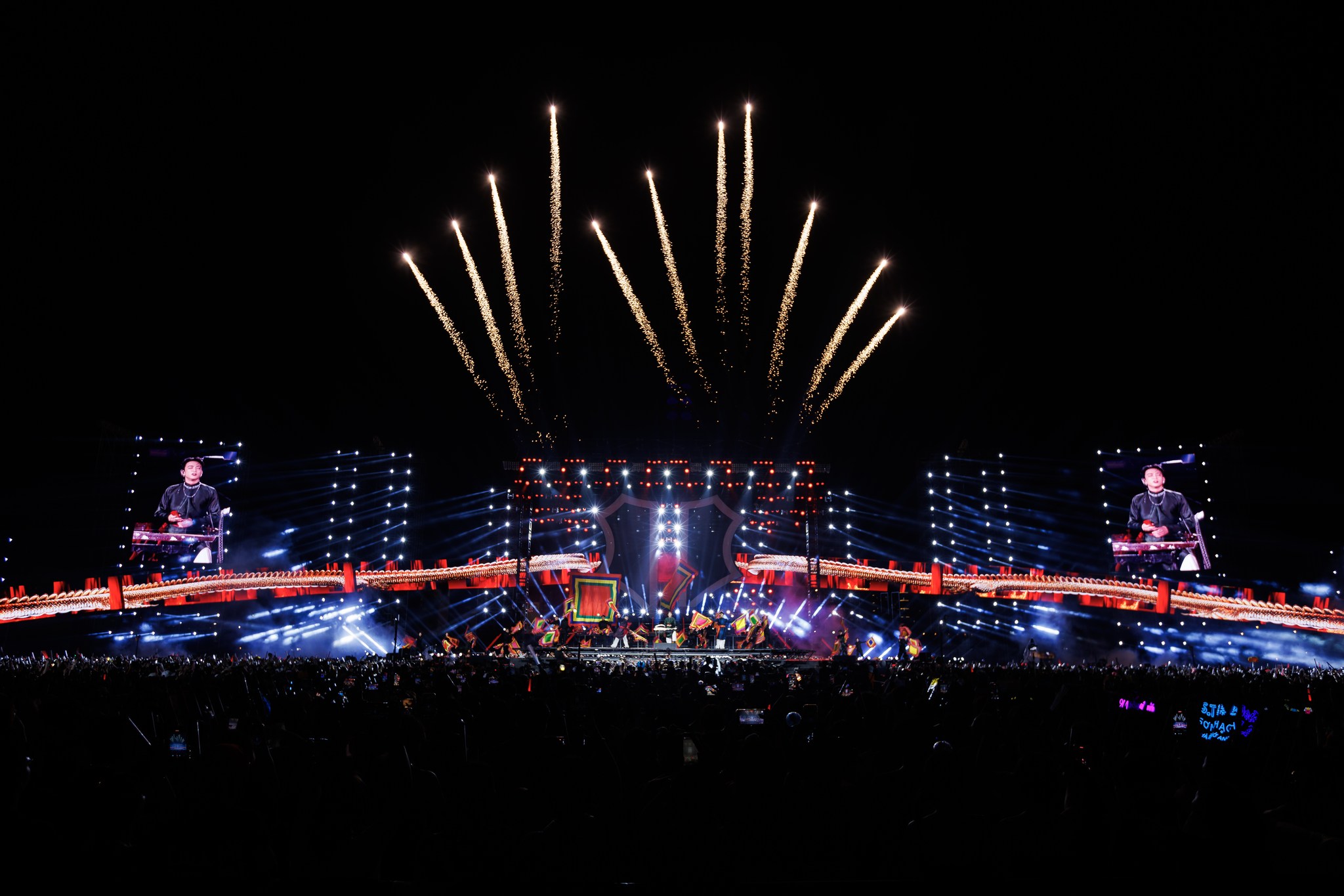 Concert Anh Trai: Cú hích đưa nhạc Việt trở lại thời hoàng kim?