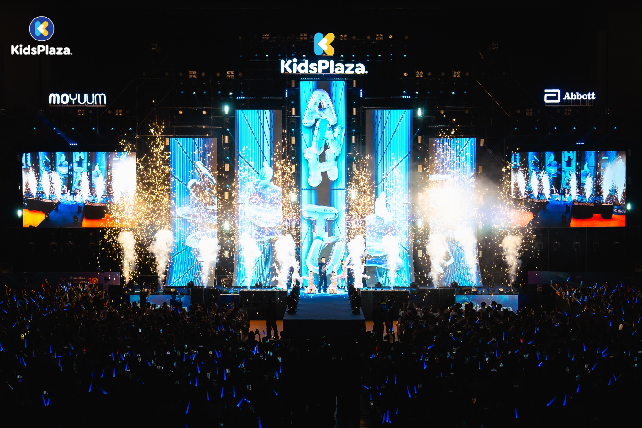 Vươn Concert và sân khấu kể chuyện: Khi âm nhạc và hình ảnh cùng thăng hoa