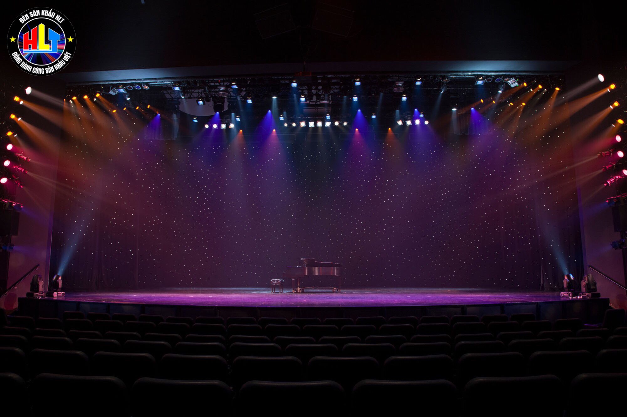 Lắp đặt Setup đèn sân khấu