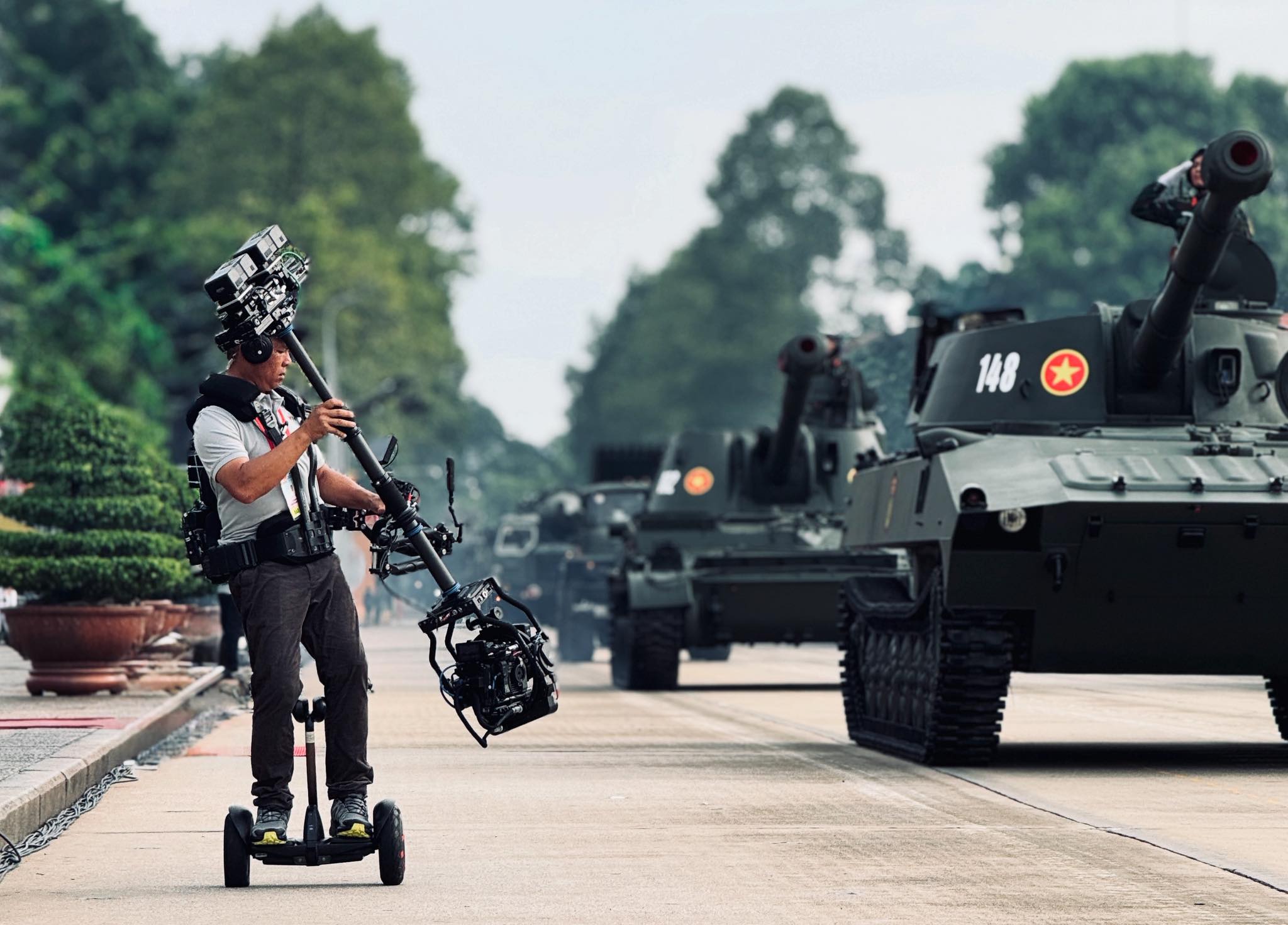 Bí mật đằng sau những thước phim diễu binh điện ảnh của VTV