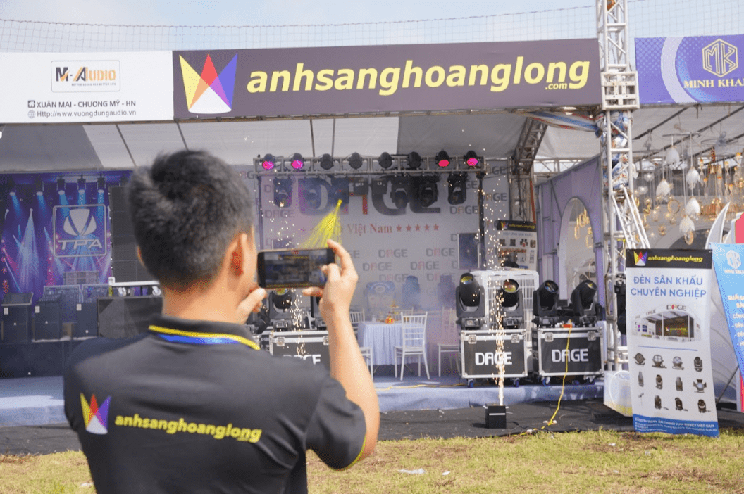 Ánh Sáng Hoàng Long - Dấu ấn tại triển lãm Thanh Oai 2024