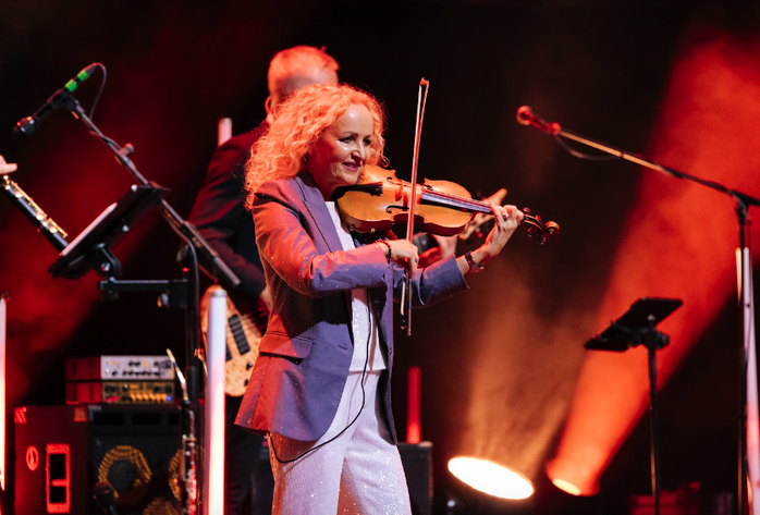 Secret Garden: Câu chuyện vượt qua ung thư và sứ mệnh thiện nguyện tại Việt Nam