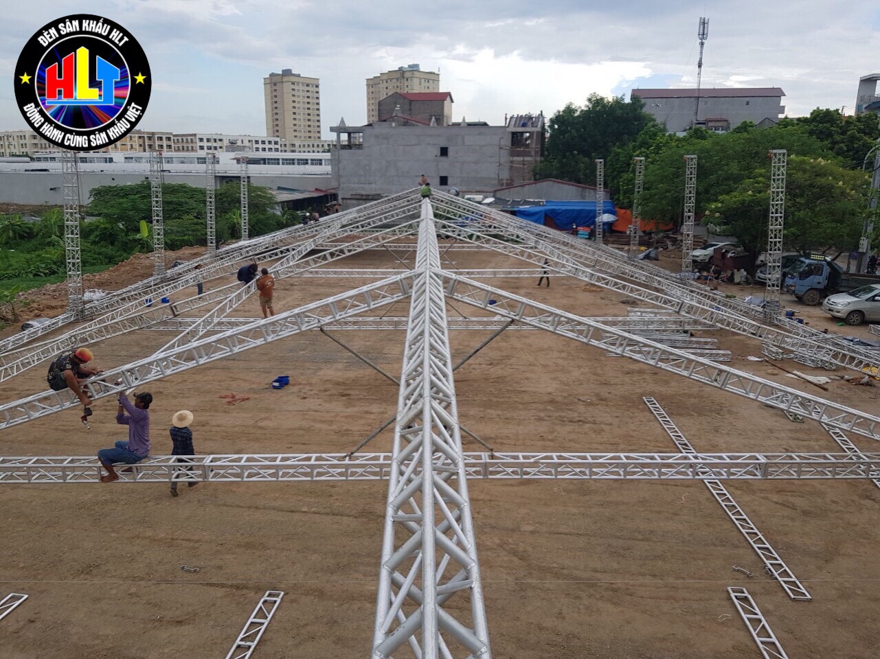 Đi bàn giao khung nhôm sẽ như thế nào?