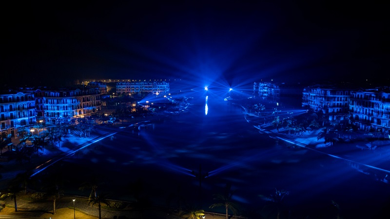 Đèn Gì Tạo Điểm Nhấn Ấn Tượng Cho Tòa Nhà Và Khu Vực Lân Cận?