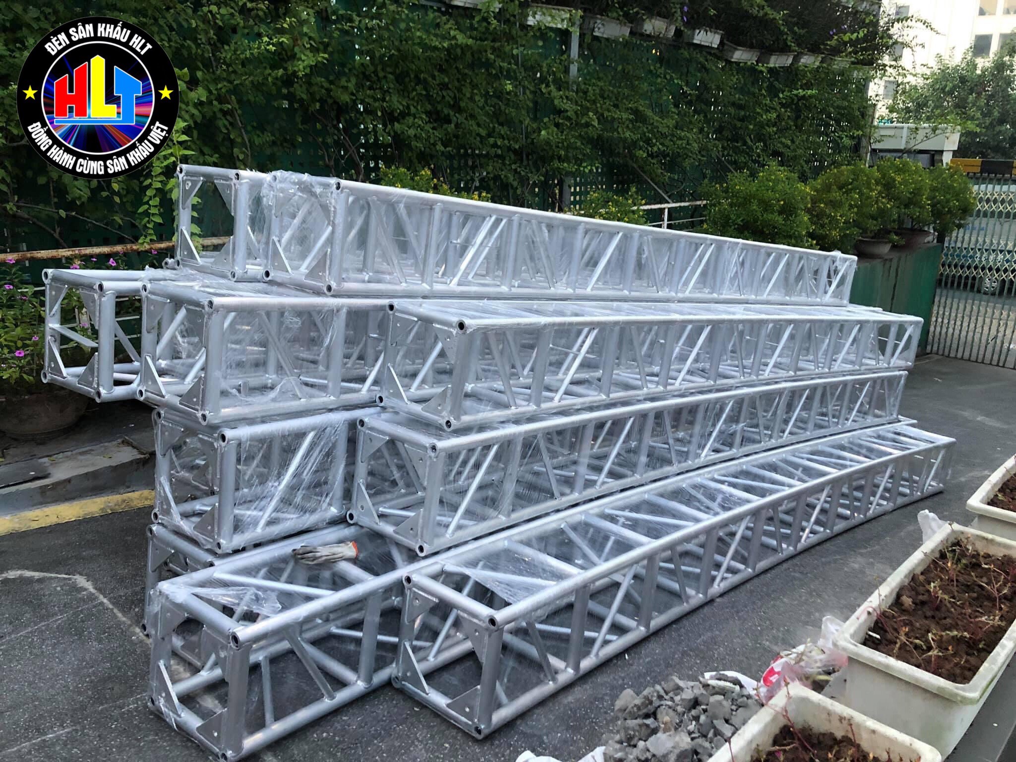 Dịch vụ cung cấp khung nhôm sự kiện uy tín, chuyên nghiệp