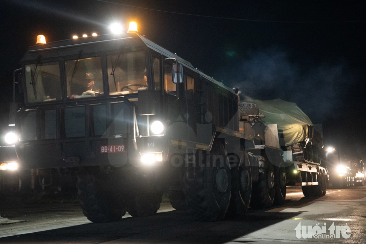 Khí tài quân sự rầm rộ tiến về Hà Nội, chuẩn bị cho diễu binh A80