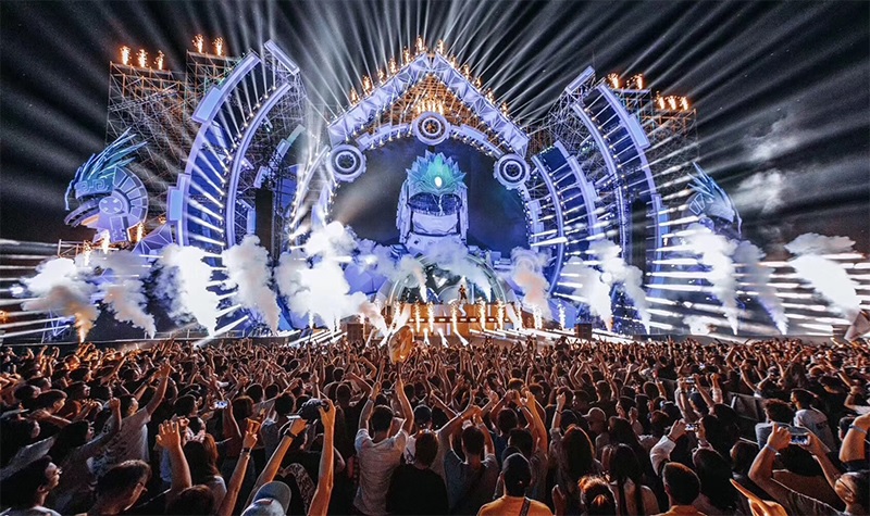 DAGE trình diễn ánh sáng tại Lễ hội âm nhạc điện tử META 2019