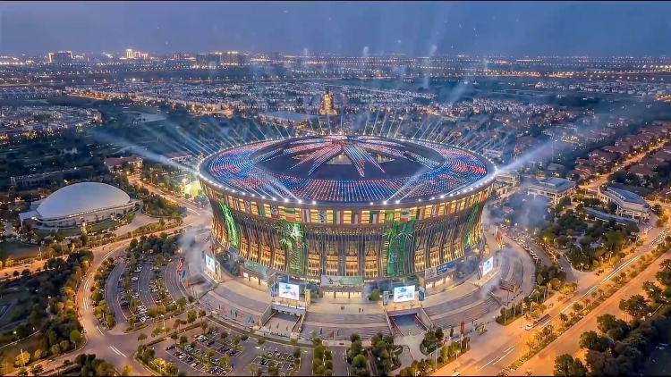 Đèn Beam Chiếu Trời DAGE IP66 Cho Công Trình Sân Vận Động Quy Mô Olympic