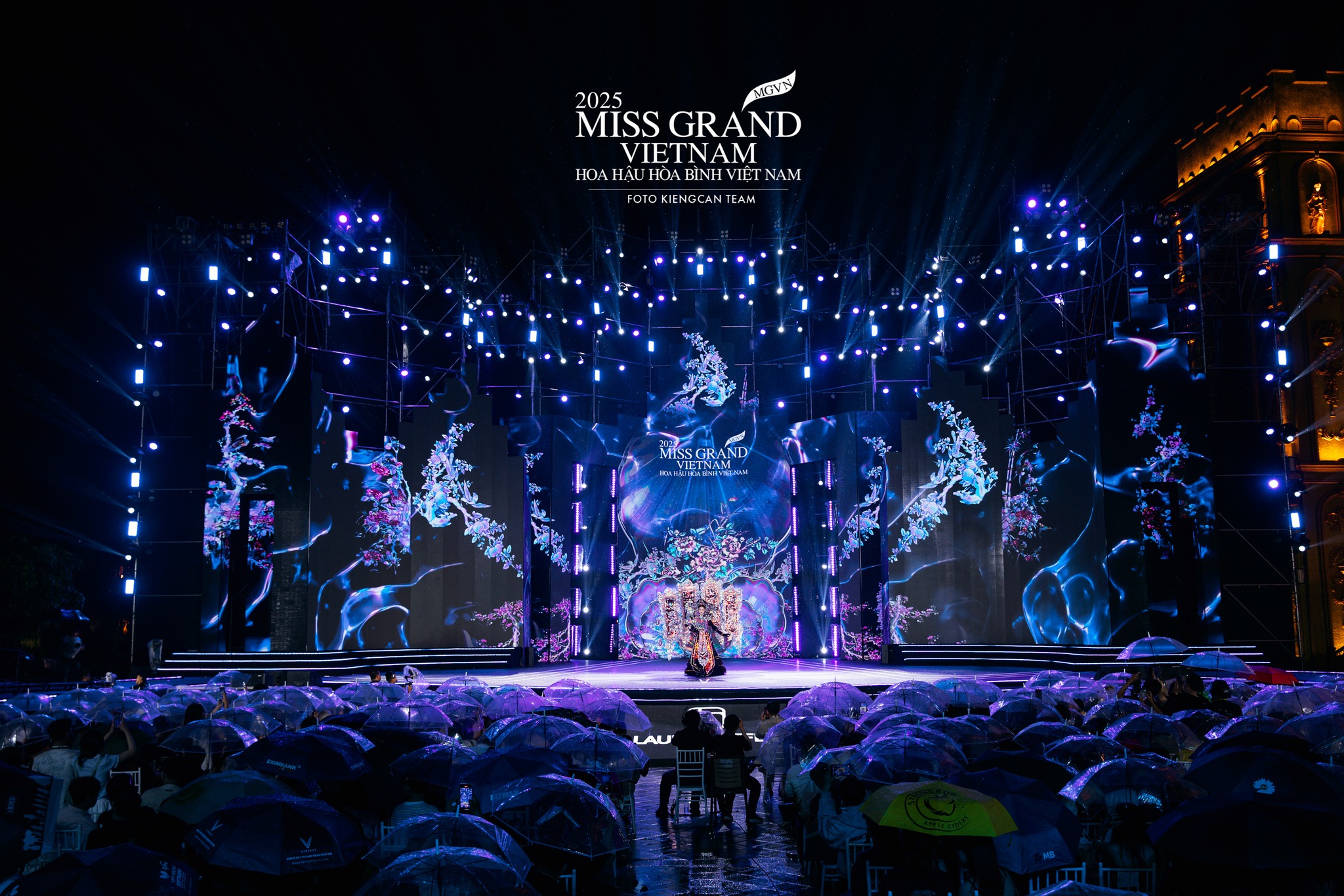 Miss Grand Vietnam 2025: Mãn nhãn đêm thi trang phục văn hóa dân tộc