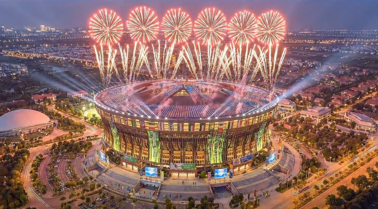 Demo Đèn Beam DAGE IP66 Cho Sân Vận Động 135.000 Chỗ | Đơn Vị Lắp Đặt Tại Hà Nội