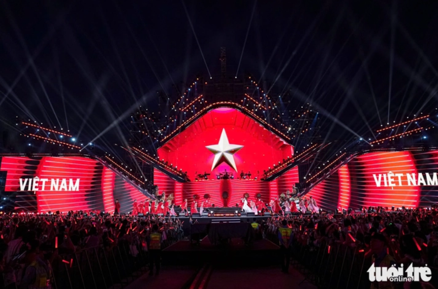 100.000 khán giả “đổ bộ” Hà Nội trong 2 ngày concert quốc gia: Cú hích trước thềm Quốc khánh