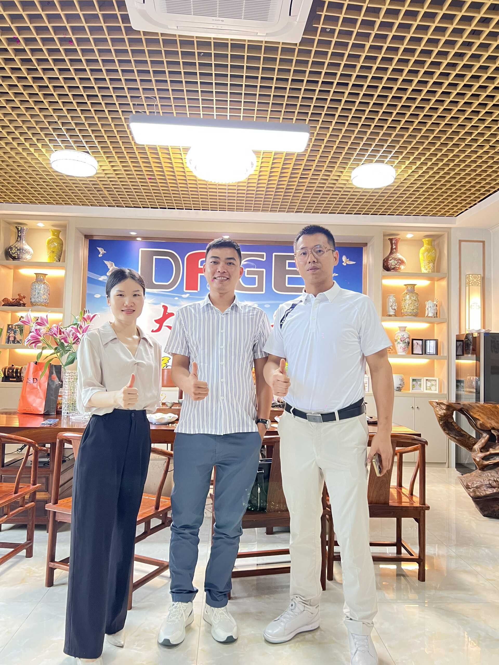 Tham quan nhà máy sản xuất đèn sân khấu DAGE