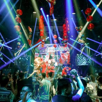 Đèn moving head karaoke