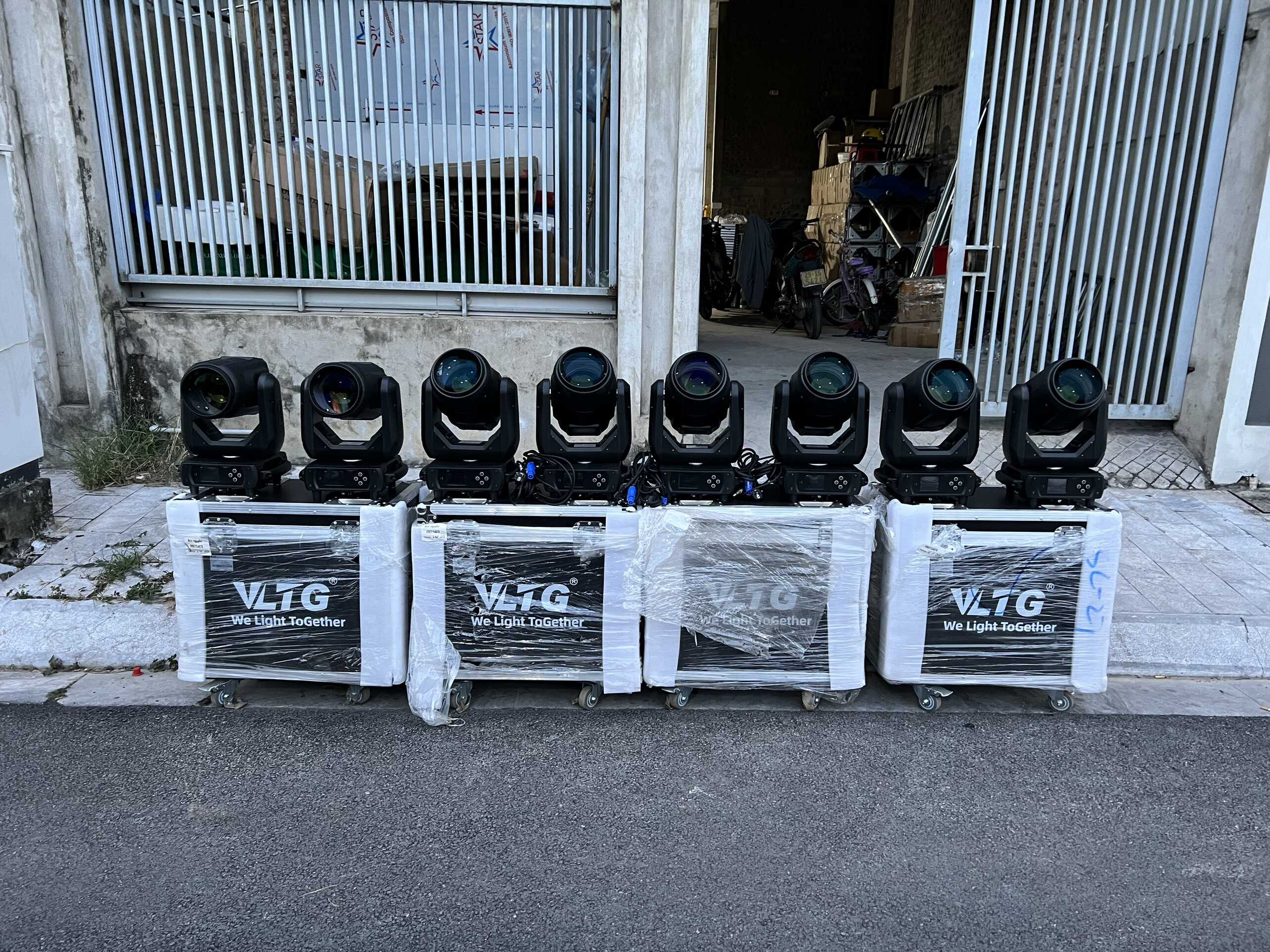 Bàn giao đèn beam VLTG NE-290 Tại Hà Nội