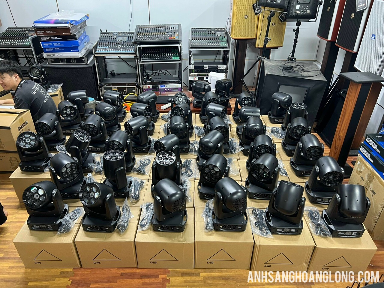 Ánh Sáng Đám Cưới Hot Nhất 2024