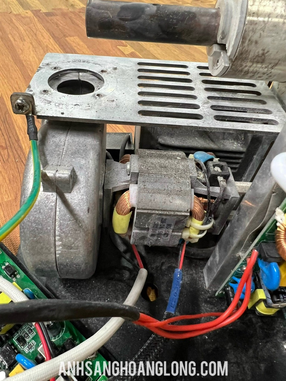 Sửa Chữa Máy Pháo Điện Hà Nội