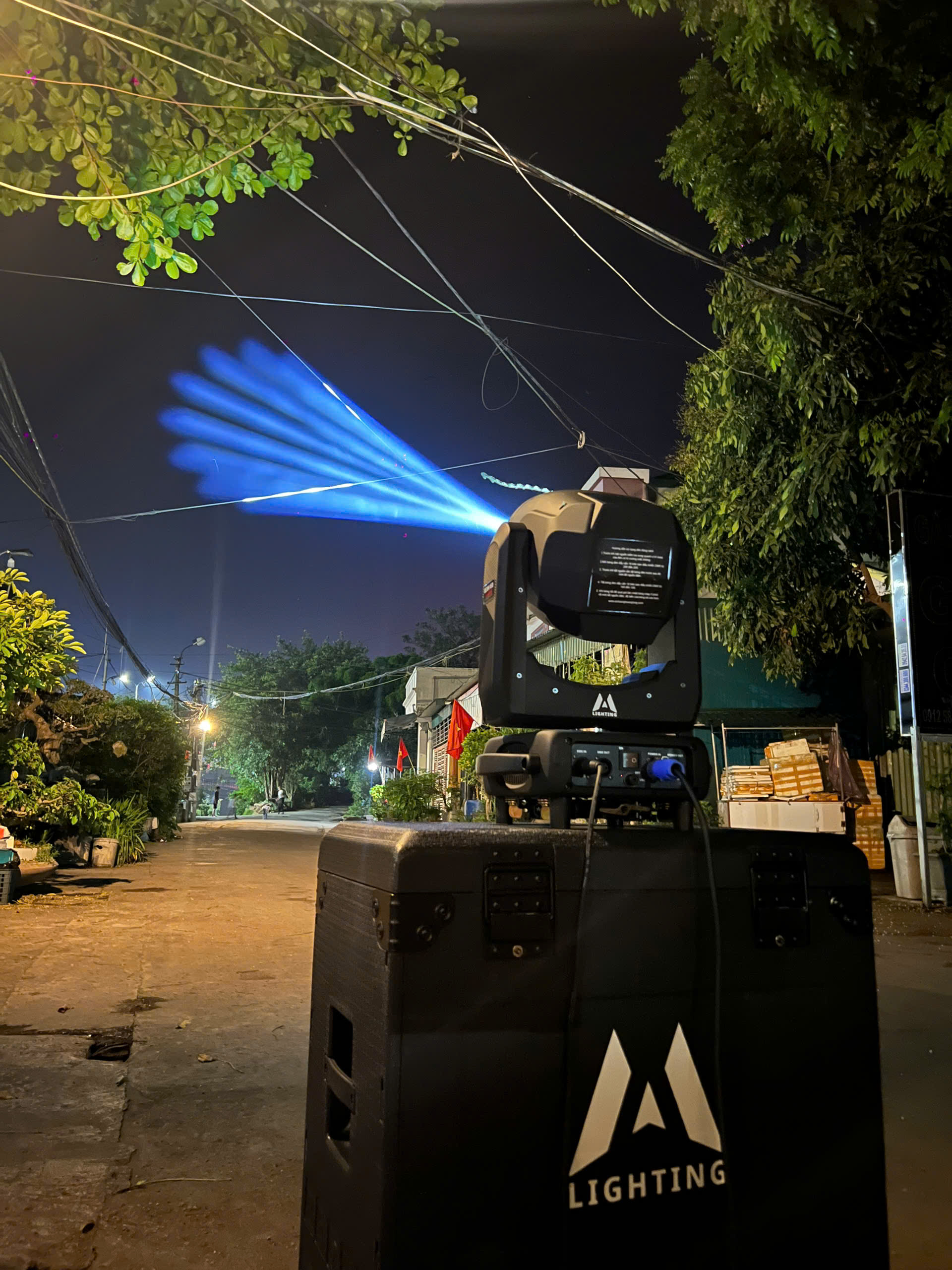 Đèn Beam 450W Mẫu Mới Nhất 2025 – Hiệu Năng Vượt Trội, Giá Hấp Dẫn