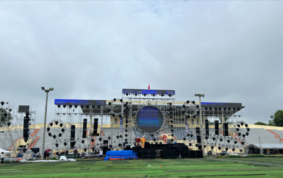 Lễ Khai Mạc Triển Lãm Thiết Bị Sân Khấu Chuyên Nghiệp Tại Sân Vận Động Thanh Oai Hà Nội 2024