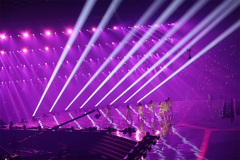 DAGE Lighting tổ chức ánh sáng tại buổi hòa nhạc đêm giao thừa năm 2020 của Đài truyền hình Chiết Giang