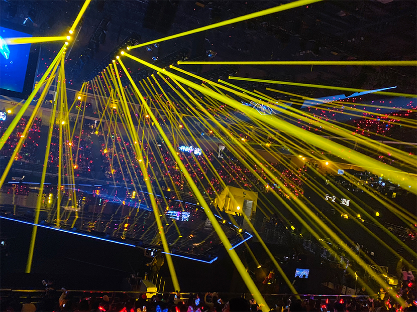 DAGE Lighting tổ chức ánh sáng tại buổi hòa nhạc đêm giao thừa năm 2020 của Đài truyền hình Chiết Giang