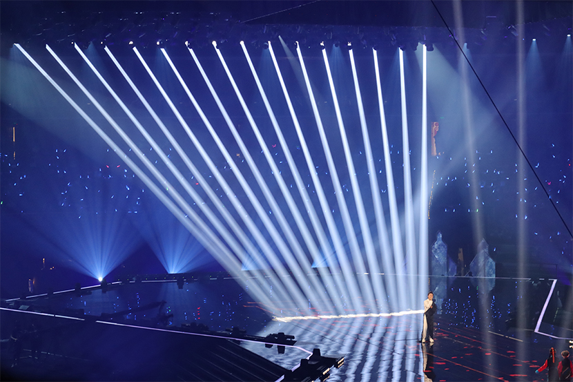 DAGE Lighting tổ chức ánh sáng tại buổi hòa nhạc đêm giao thừa năm 2020 của Đài truyền hình Chiết Giang