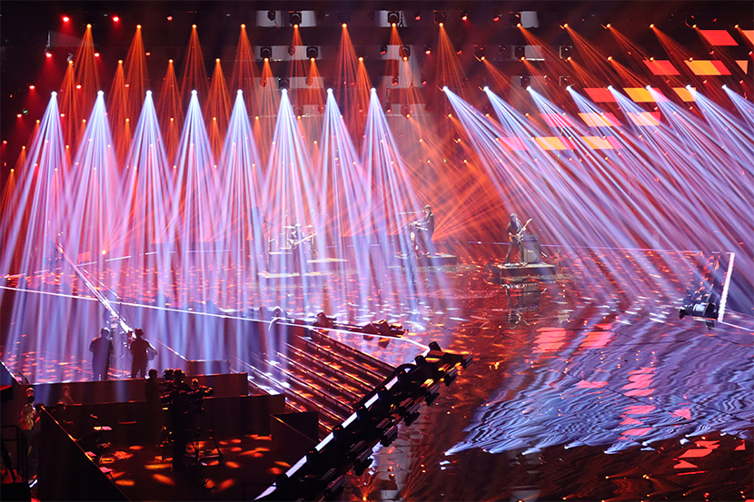 DAGE Lighting tổ chức ánh sáng tại buổi hòa nhạc đêm giao thừa năm 2020 của Đài truyền hình Chiết Giang