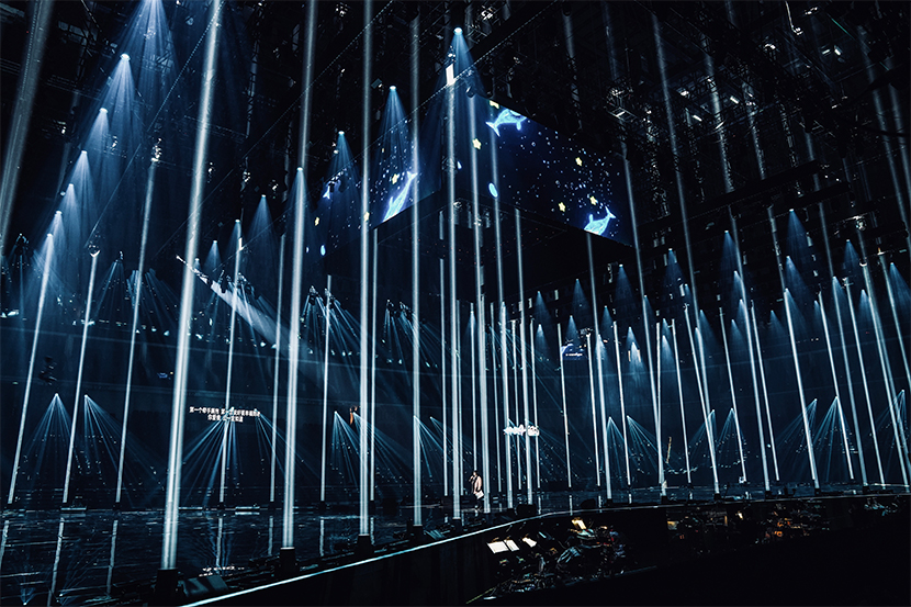 DAGE Lighting tổ chức ánh sáng tại buổi hòa nhạc đêm giao thừa năm 2020 của Đài truyền hình Chiết Giang