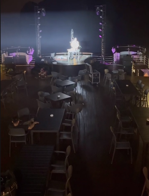 Ưu điểm của đèn sân khấu ngoài trời tránh rủi ro tại Ánh Sáng Hoàng Long