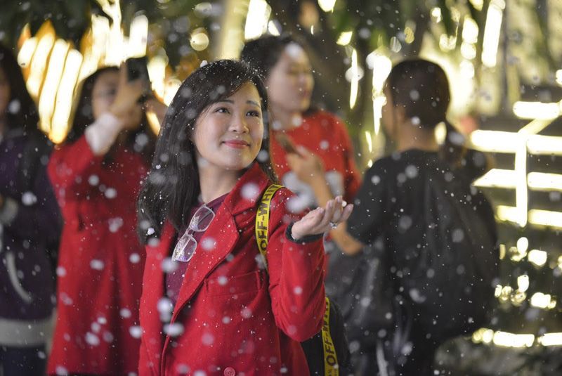 máy phun tuyết giá rẻ