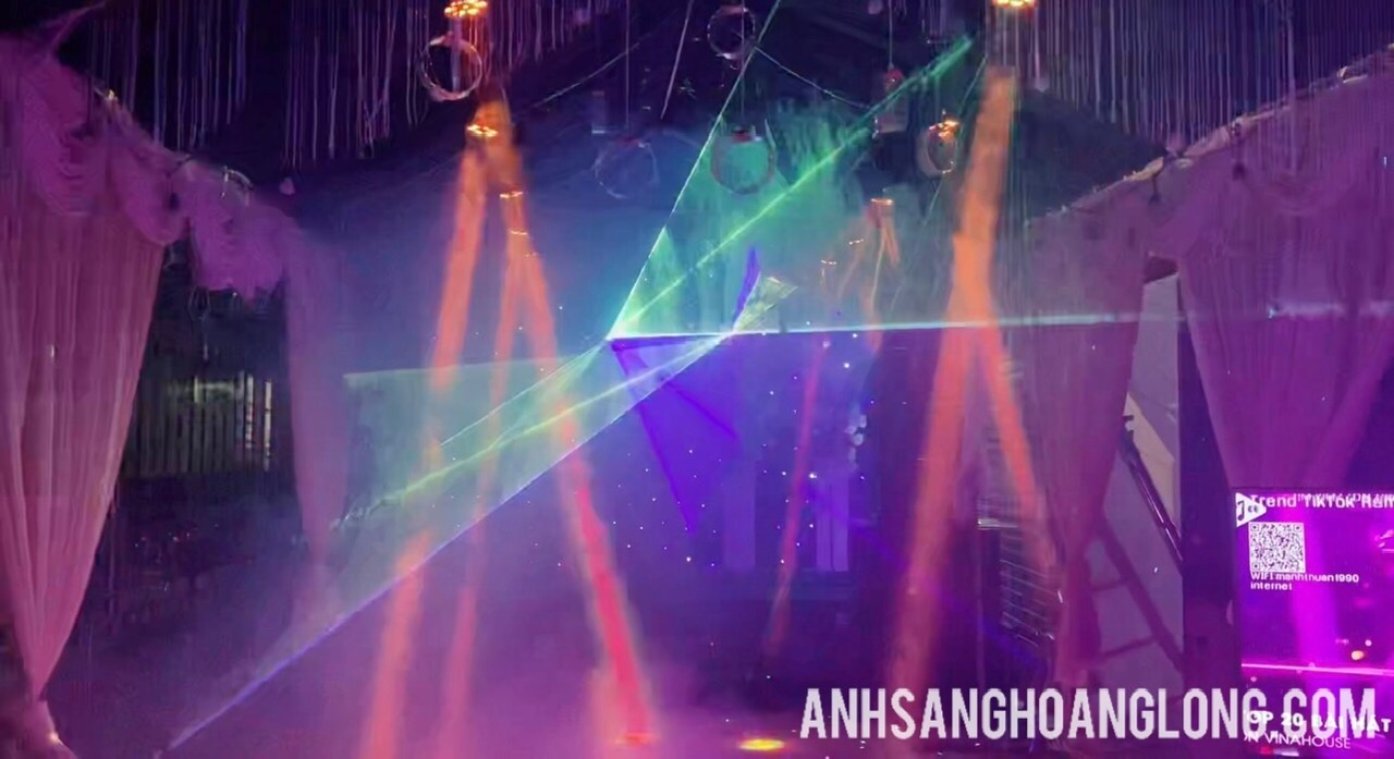 ánh sáng cảm ứng âm thanh đám cưới hà nội