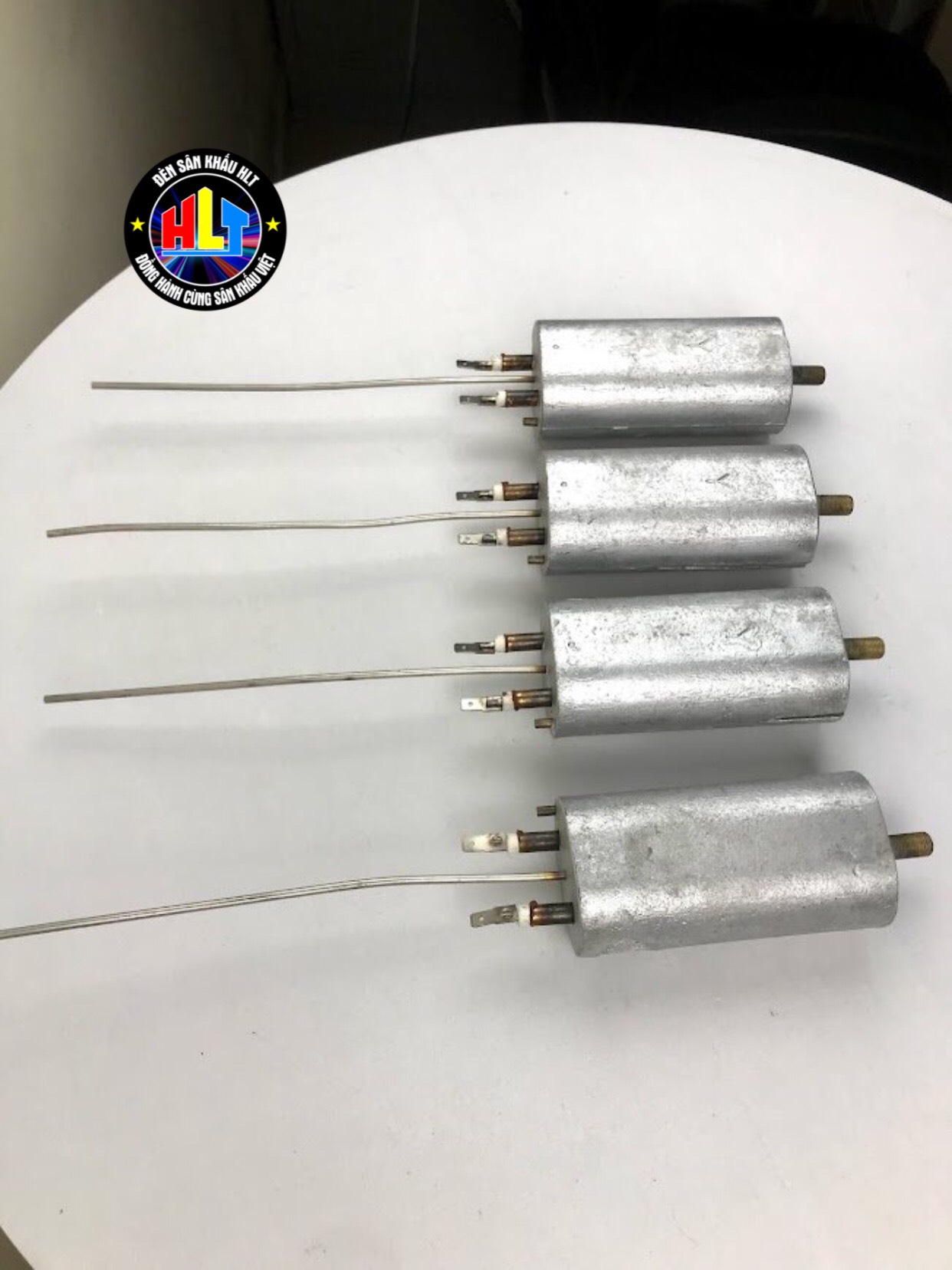 Củ Nóng Máy Tạo Khói