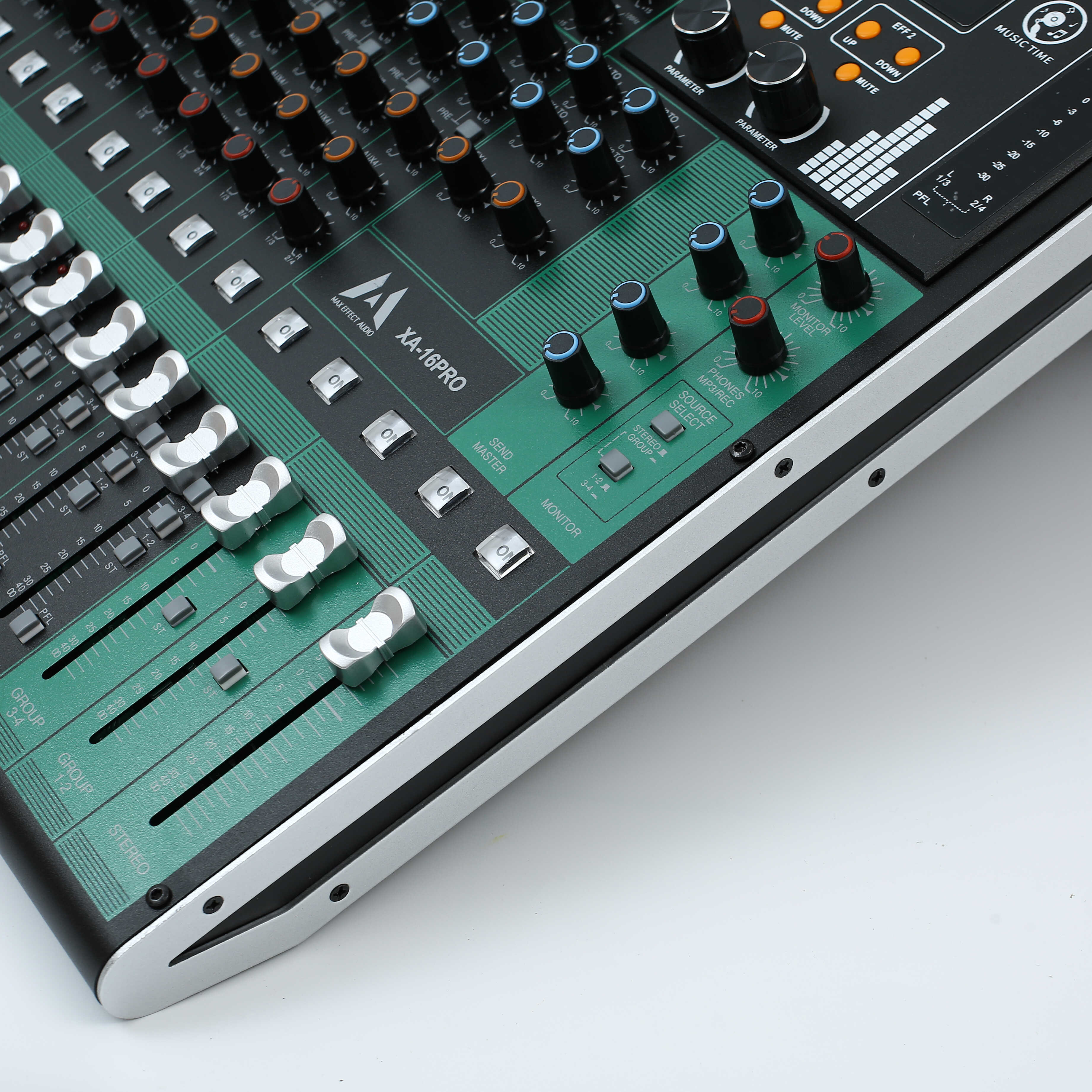 Bàn Trộn Âm Thanh XA-16Pro