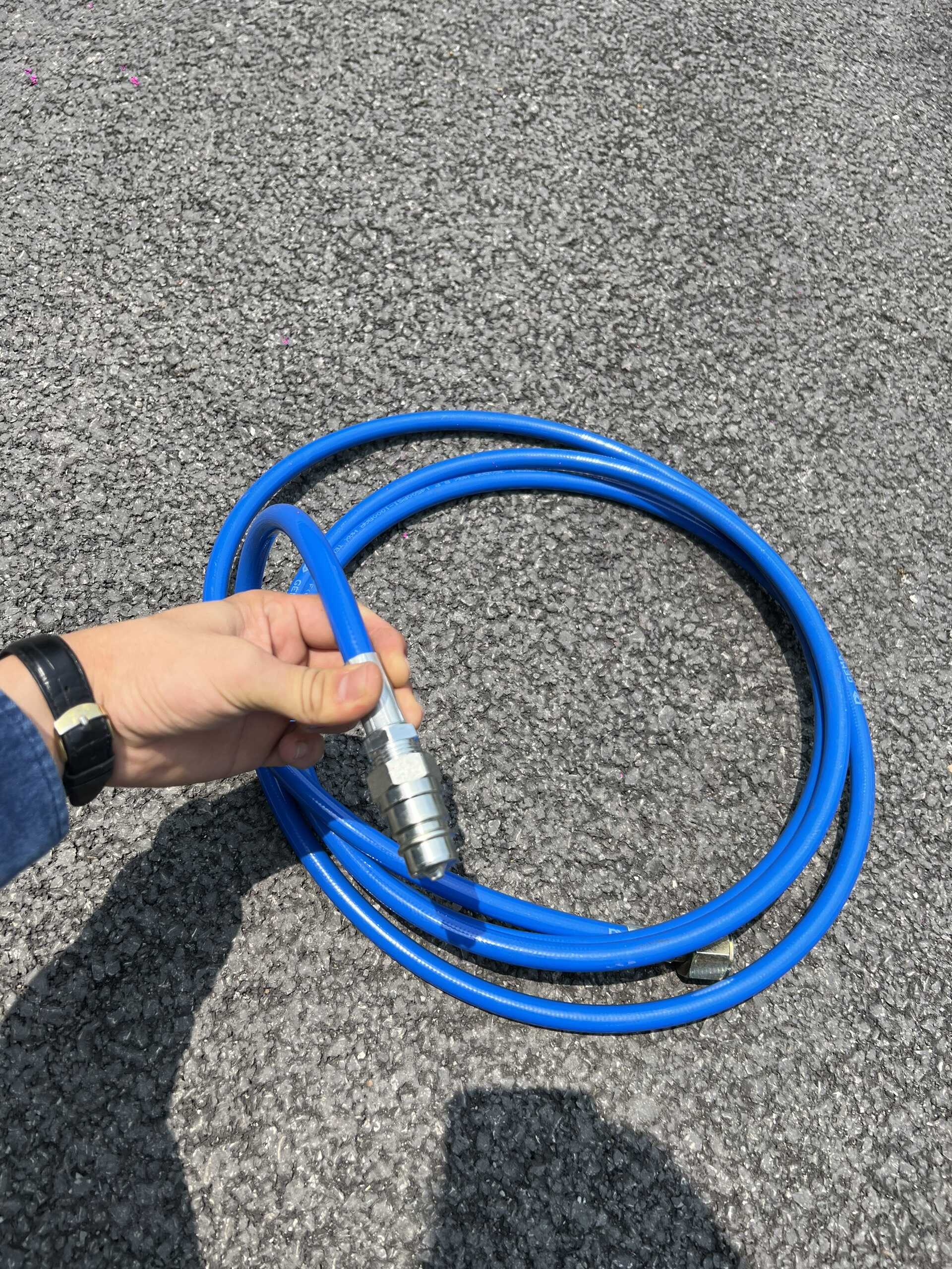Dây Dẫn Khí Dài 6m Loại Một Đầu Vào Bình Khí Co2 Da Đầu Nối Nhanh Vào Máy Co2