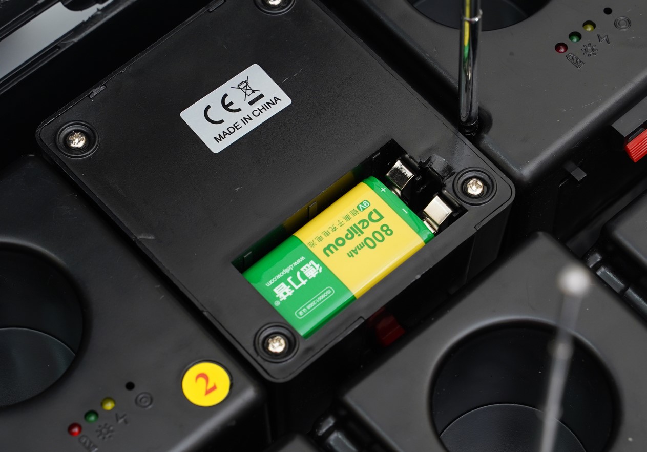 Bộ Kích Pháo Điện 8 Đế Pin 9v