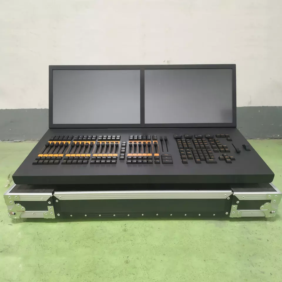 Bàn Điều Khiển Ánh Sáng Ma2