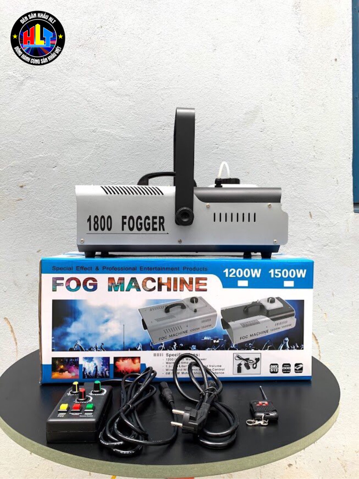 Máy Tạo Khói 1800w Dmx