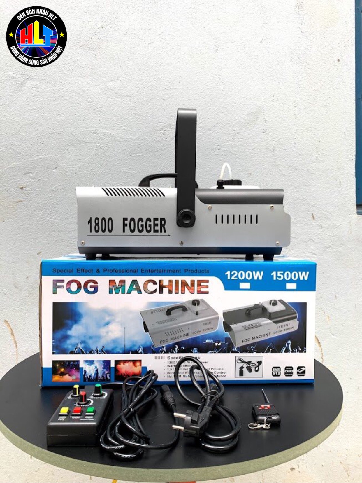 Máy Tạo Khói 1800w Dmx
