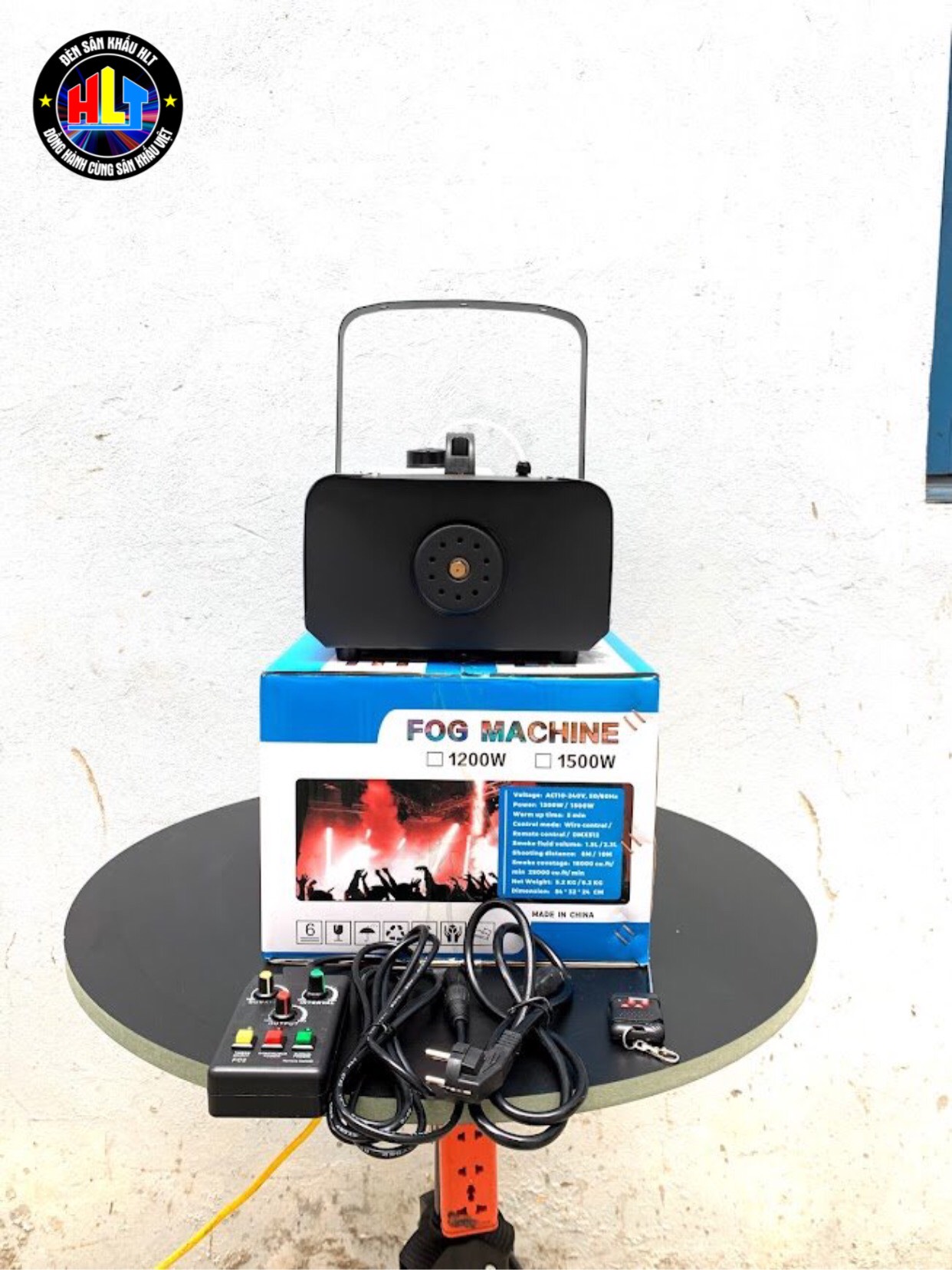 Máy Tạo Khói 1800w Dmx