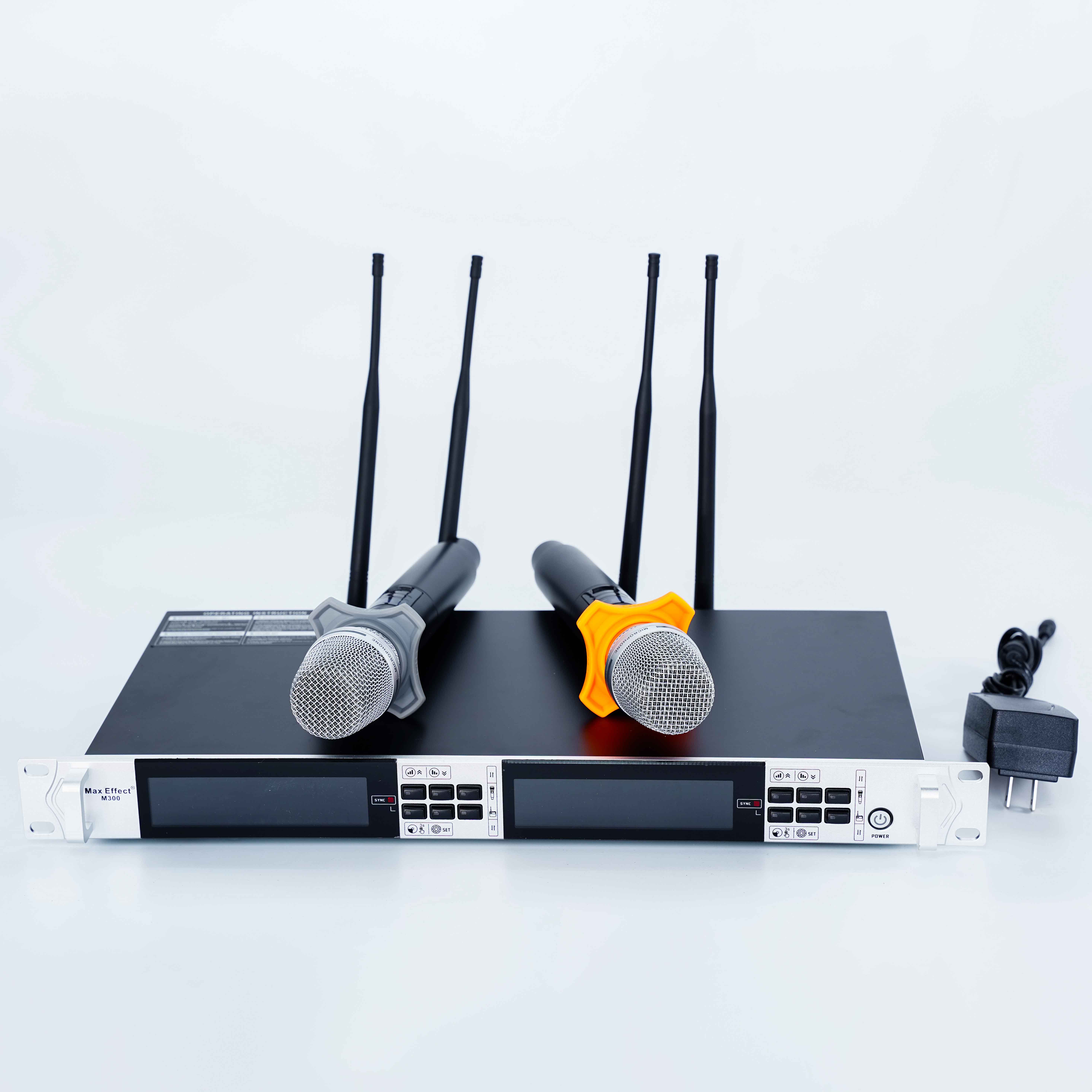 Micro M300 Sự Kiện