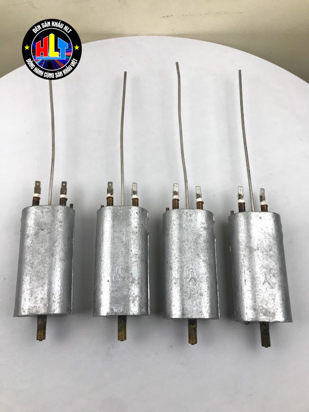 Củ Nóng Máy Tạo Khói