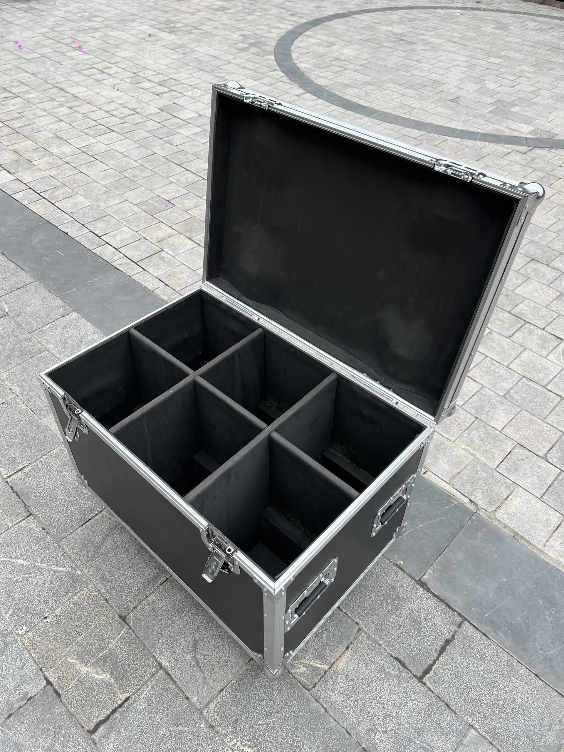 Tủ Gỗ 6 Ngăn Đựng Đèn Moving 100w