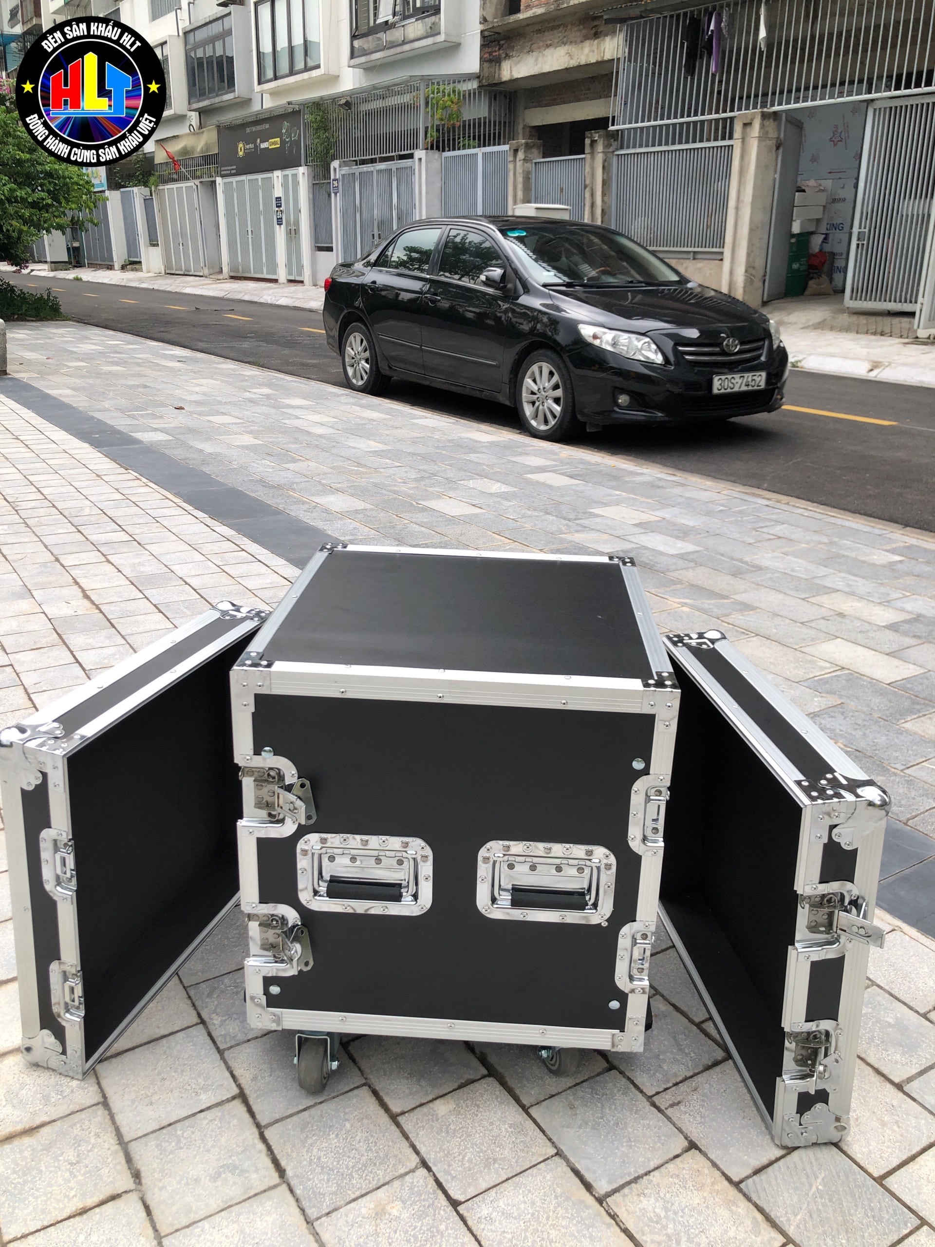 Tủ Thiết Bị 10U