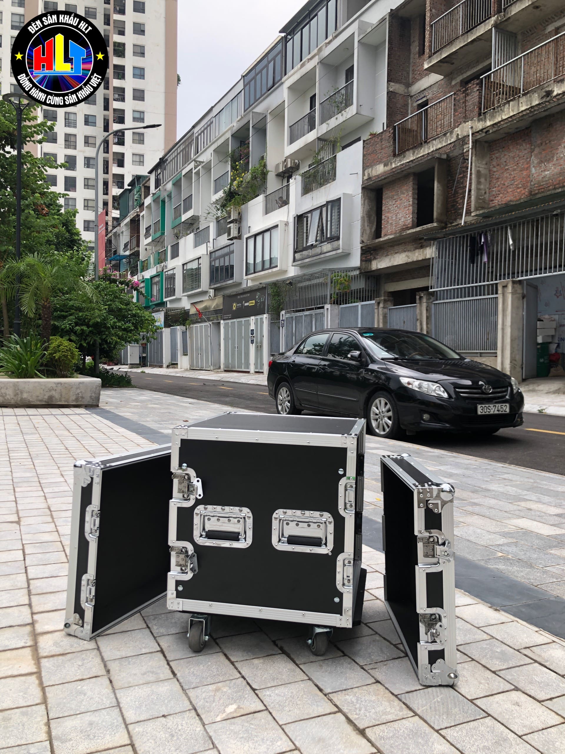 Tủ Thiết Bị 10U