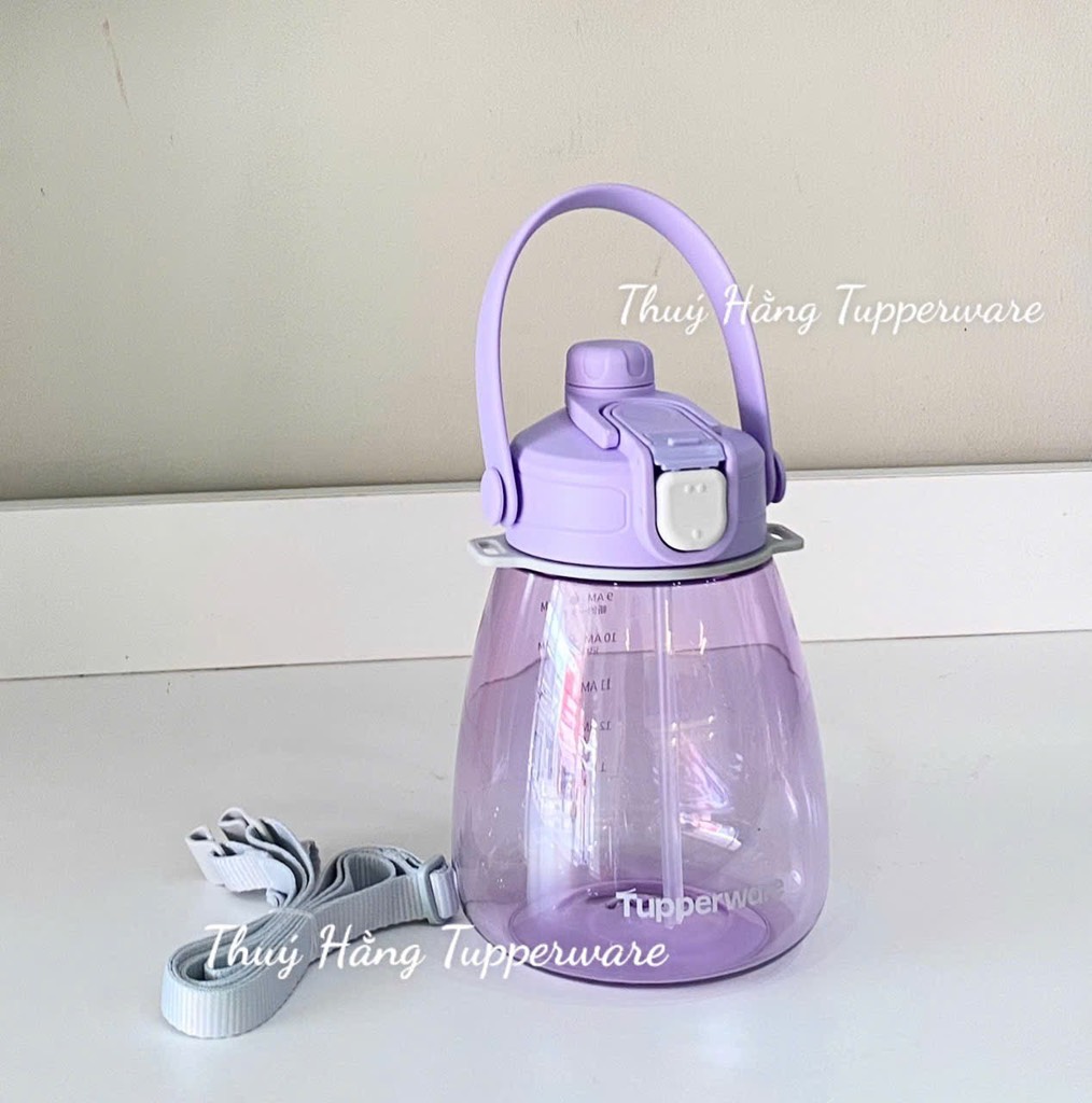 Bình Nước 1.1L Có Quai Tupperware